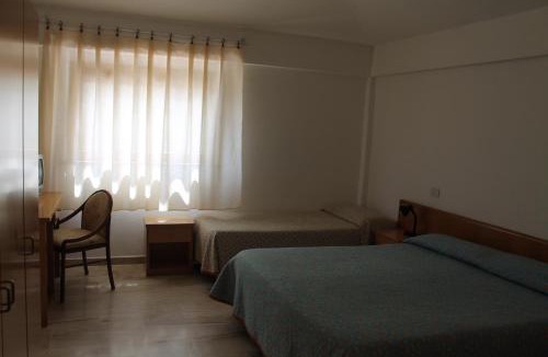 Sas Linnas Siccas Hotel | Hotel Villa Campana