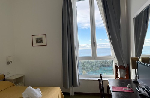 Marina di Puolo Hotel | Hotel Villa Pina Antico Francischiello