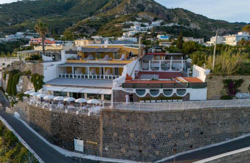 Sant'Angelo Hotel | Hotel Villa Sirena