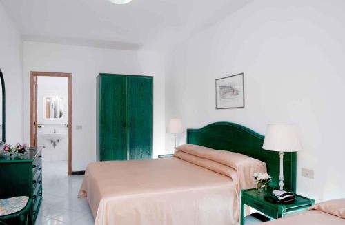 Lacco Ameno Hotel | Hotel Villa Svizzera Terme
