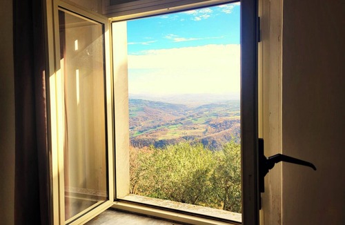 Bonito House | House in the small village of Irpinia, for groups of friends and families