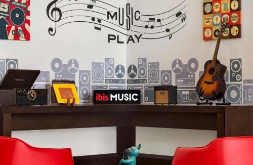 Al Muraqqabat Hotel | ibis Dubai Al Rigga