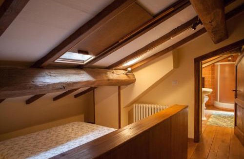 Raggiolo House | Il Borgo Dei Corsi - Charming Holiday Apartments