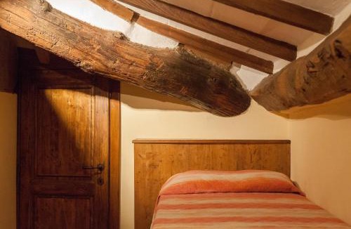 Raggiolo House | Il Borgo Dei Corsi - Charming Holiday Apartments