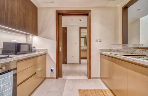 Downtown Dubai Apartment | Incredible Views From This Classy Apt With Terrace