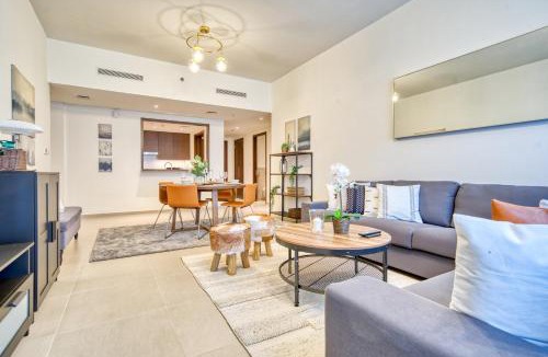 Downtown Dubai Apartment | Incredible Views From This Classy Apt With Terrace