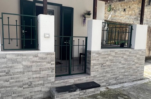 Naples Apartment | Independent apartment with pets allowed