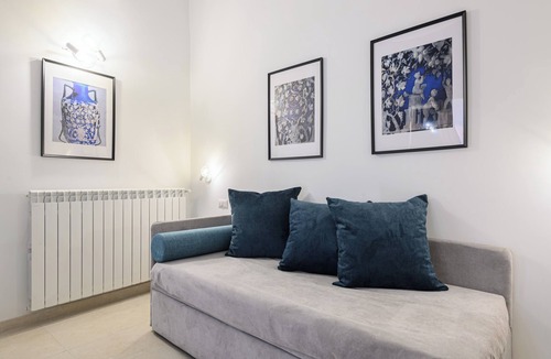 Montecalvario Apartment | Into Mann - Five Bedroom Apartment, Sleeps 12