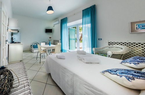 Ischia Porto House | Ischia Dream Visions - Clerici Studio Apartment