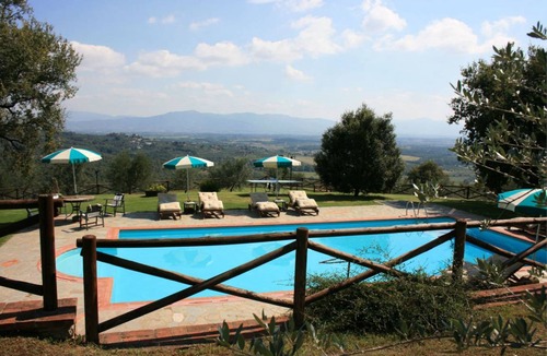 Civitella in Val di Chiana Villa | 120 m² Villa ∙ 3 bedrooms ∙ 8 guests