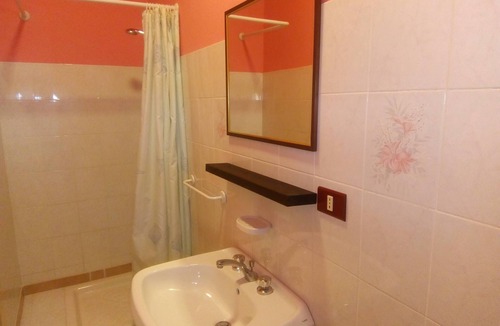 Marina di Montenero Villa | Room 6 beds in self-management with private bathroom