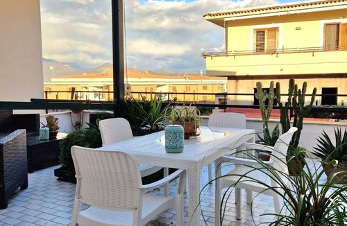 Sant'Egidio del Monte Albino Apartment | Palazzo Di Donna Family panoramic terraces strategic parking Pompeii-Amalfi