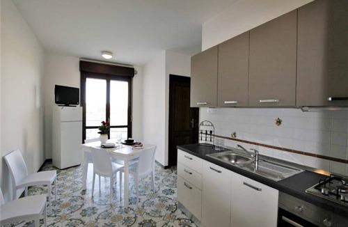 Villa Rosa Apartment | Relaxing Retreat by the Sea