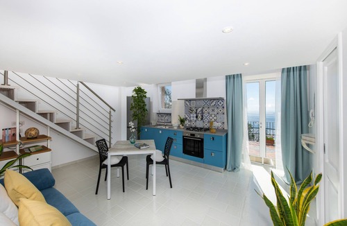 Montepertuso House | Ivi house with private pool sea view