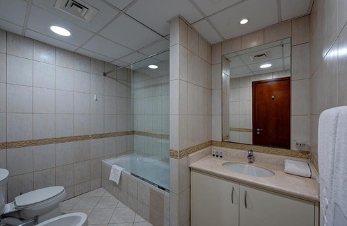 Motor City Apartment | J5 One Bedroom Holiday Homes Uptown Motor City