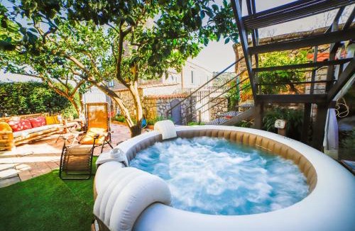 Termini House | Jamm - Apartments with hot tub