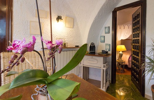 Termini Apartment | Jamm Suite - Patio with BBQ & hot tub