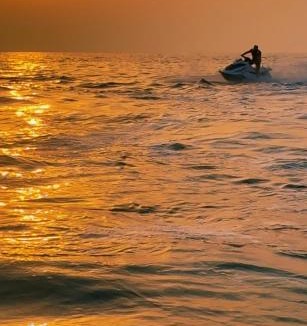 Sharjah Boat Rental | JetSki Rental Mamzar Al Sharjah