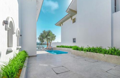 Palm Jumeirah Villa | Jumairah Sky villas