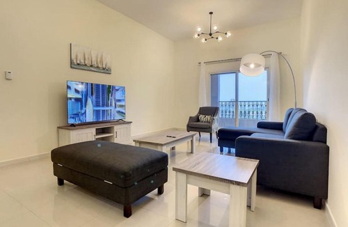 Dubai Apartment | Key View - Silicon Star