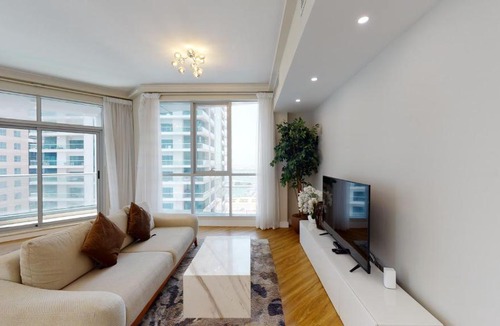 Dubai Marina Apartment | Key View - Torch Tower