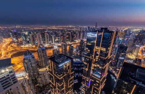 Dubai Marina Apartment | Key View - Torch Tower