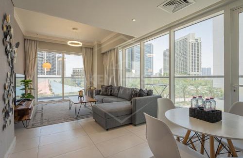 Jumeirah Village Circle Apartment | KeyHost - Large 1BR Apartment near Five hotel - Regent Court JVC - K370