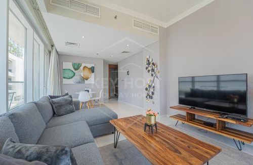Jumeirah Village Circle Apartment | KeyHost - Large 1BR Apartment near Five hotel - Regent Court JVC - K370