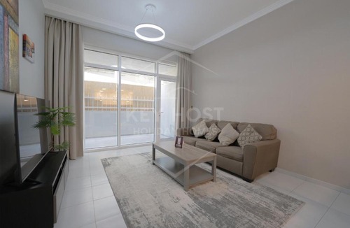 Jumeirah Village Circle Apartment | KeyHost - Regent Court JVC - KG20