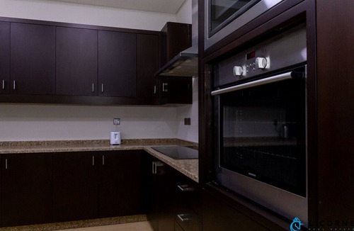 Jumeira 3 Bed & Breakfast | Kilimanjaro Suite at Full Moon Guesthouse