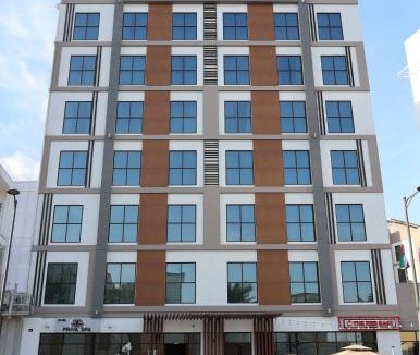 Jadaf Hotel | Kingsgate Canal Hotel by Millennium