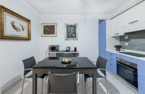 Pozzuoli Apartment | Klaire House: apartment all to yourself on the Pozzuoli harbor