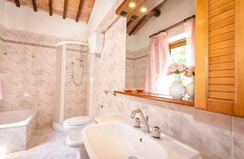 Montepulciano Bed & Breakfast | L'Angolino di Martiena, amazing view in Montepulciano