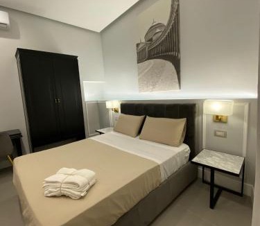 Quartieri Spagnoli Bed & Breakfast | L'Infinito 88 Charmant Rooms