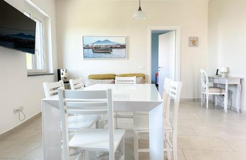 Termini House | La Campanella - De Vivo Realty