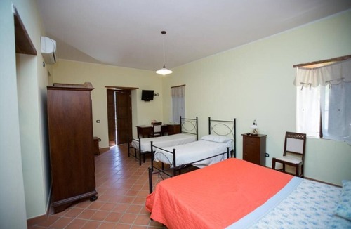 Patti House | La Casa Del Priore