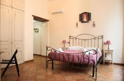 Rione Duomo Apartment | LA CASA DI NONNA LELLA 1