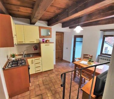 Pratovecchio Apartment | La Corte