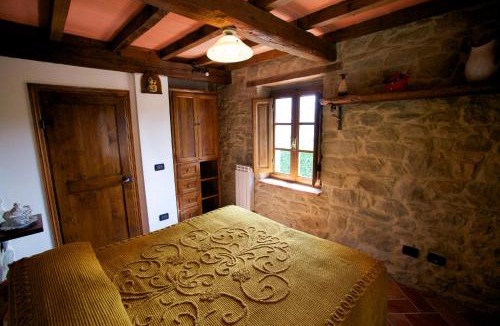 Porciano Apartment | La Fagiana - Girasole 13