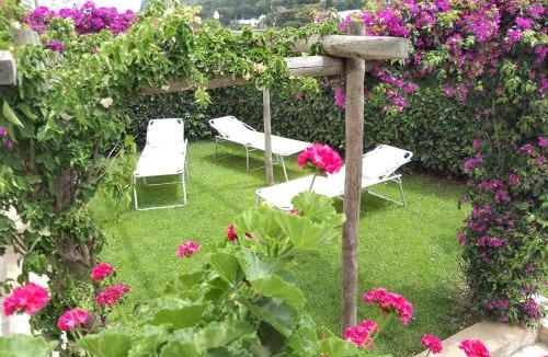 Tiberio Villa | La Mouette di Nico