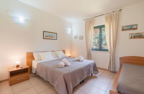 Amica Bed & Breakfast | La Piana degli Ulivi