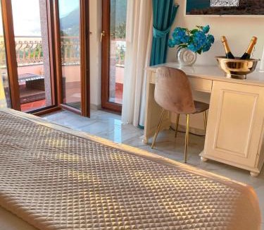 Casola di Napoli Bed & Breakfast | La Vigna del Vento