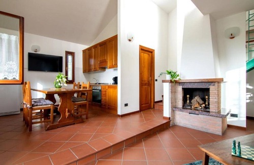 Collesanto House | Lake view House - Villa Scent of Sage