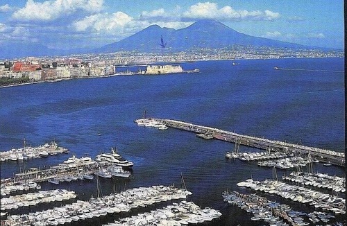 San Sebastiano al Vesuvio Apartment | Large apartment near Naples, Vesuvio, Pompei, Capri, Ischia, Amalfi.