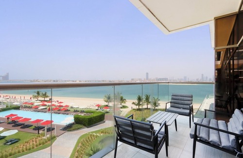 Palm Jumeirah Apartment | Largest layout 2BR | Beach Access | Atlantis View