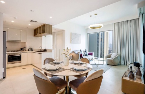 Trade Center Apartment | Lavish 2 Bedroom Suite with Burj Khalifa View & Direct Dubai Mall Access