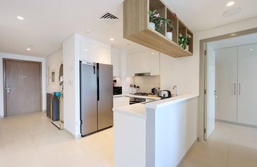 Trade Center Apartment | Lavish 2 Bedroom Suite with Burj Khalifa View & Direct Dubai Mall Access