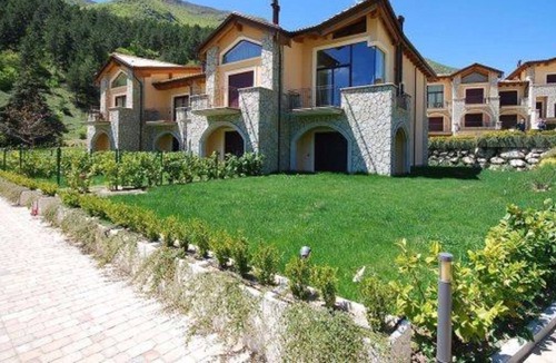 Scanno House | Lavish Holiday Home in Scanno near Lago di Scanno