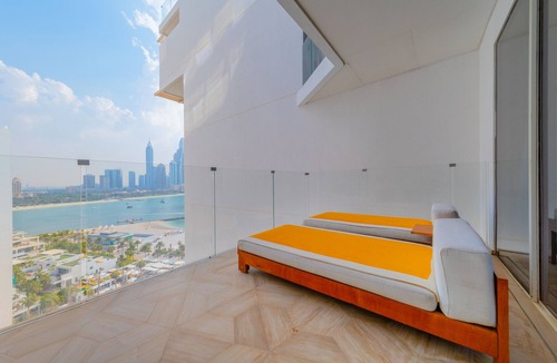 Palm Jumeirah Apartment | Lavish Sea View 2BR at FIVE Palm