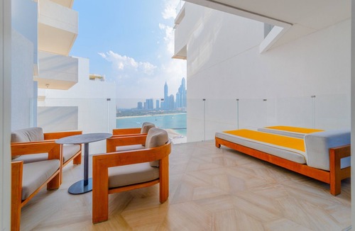 Palm Jumeirah Apartment | Lavish Sea View 2BR at FIVE Palm